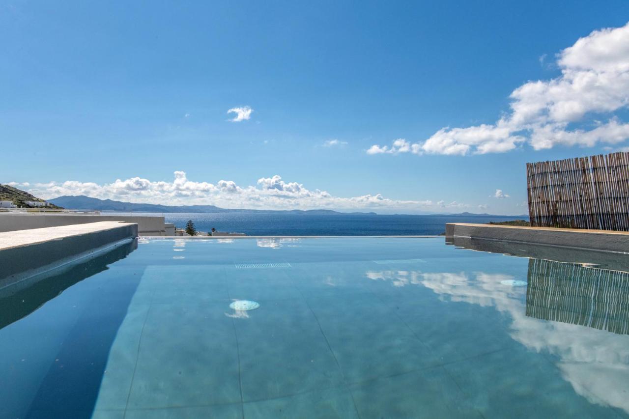 With View Of Agios Ioannis And Pool With Jacuzzi Διαμέρισμα *